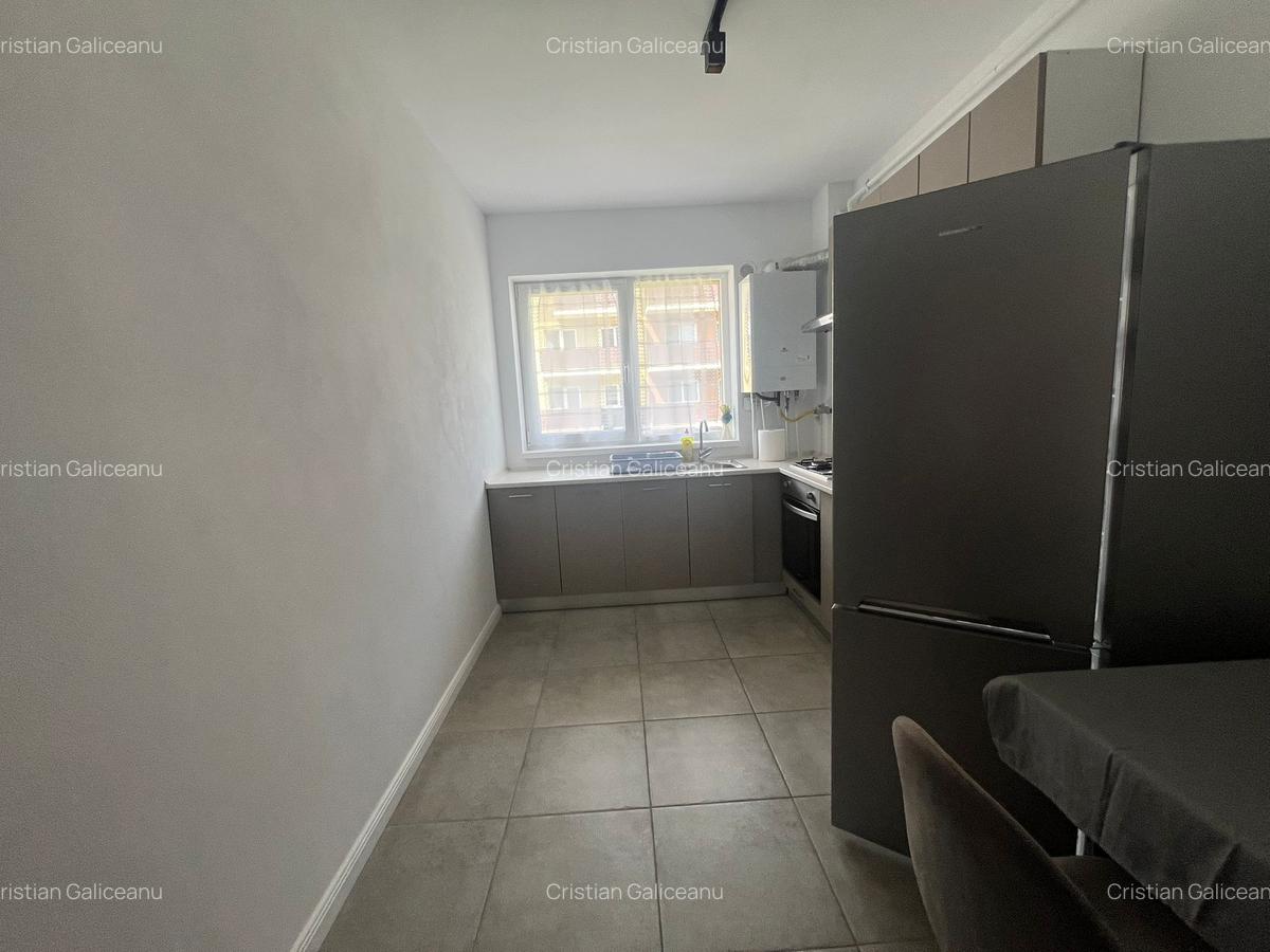 Apartament cu 3 camere decomandat în Sânpetru - 11