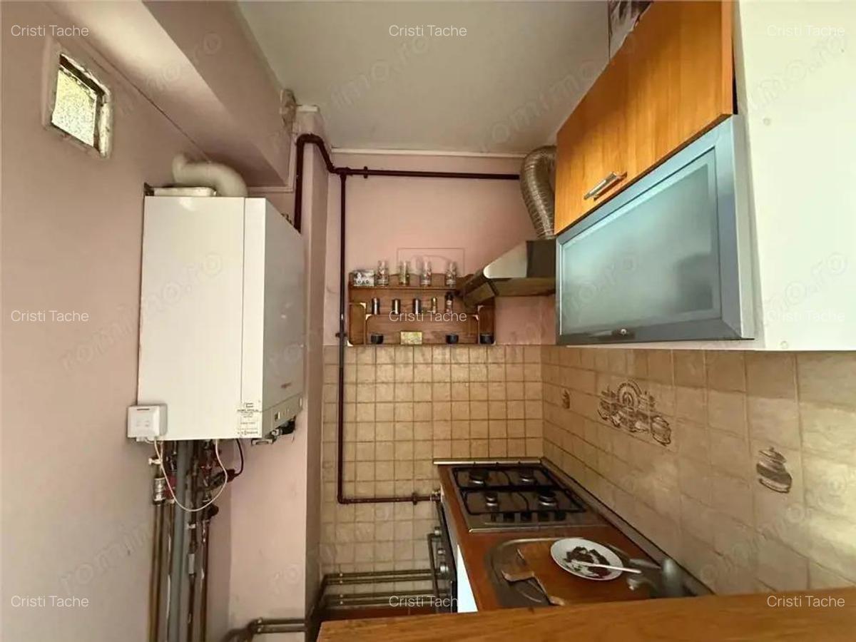 DOROBANTILOR - LIFT - 3 camere - 2 bai - centrala proprie - clima - 6