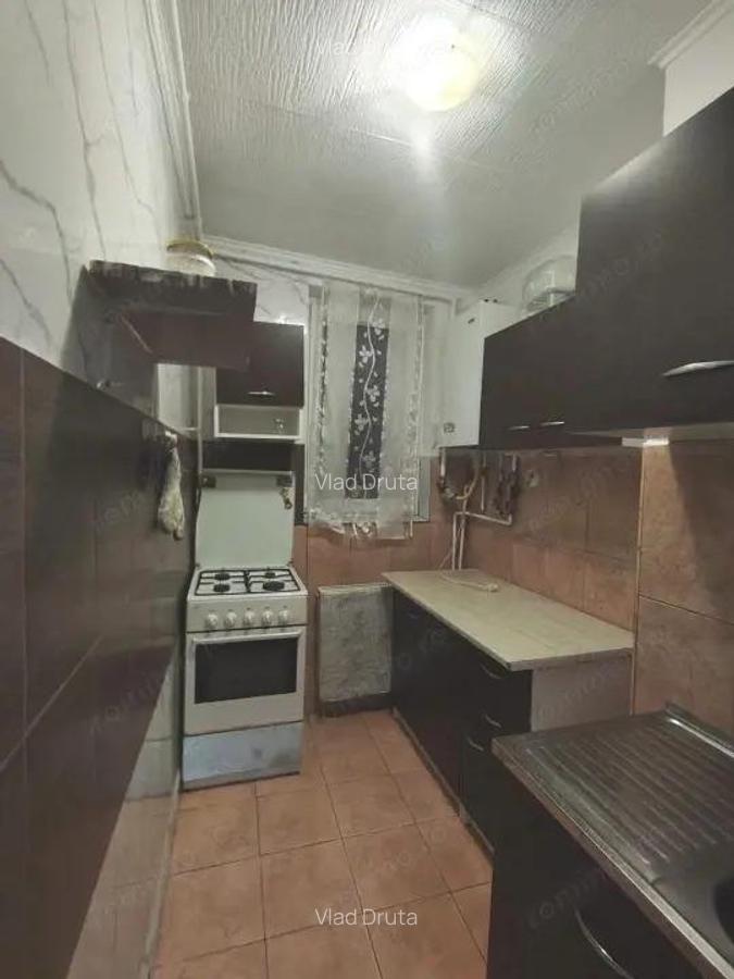 Apartament cu doua camere decomandat - 5