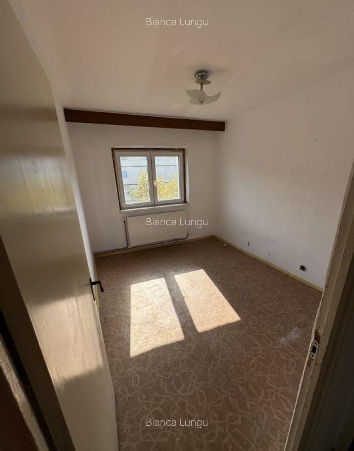Apartament de 4 camere ( HOL H -Centrala )-Scriitorilor-Brasov - 3