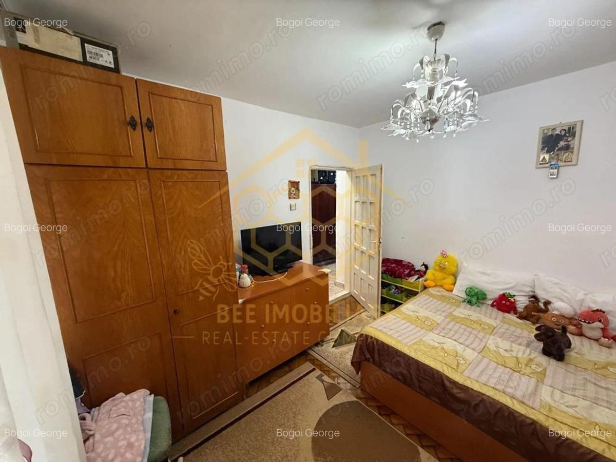Apartament 3 camere , decomandat in 1Mai - Comision 0% - 7