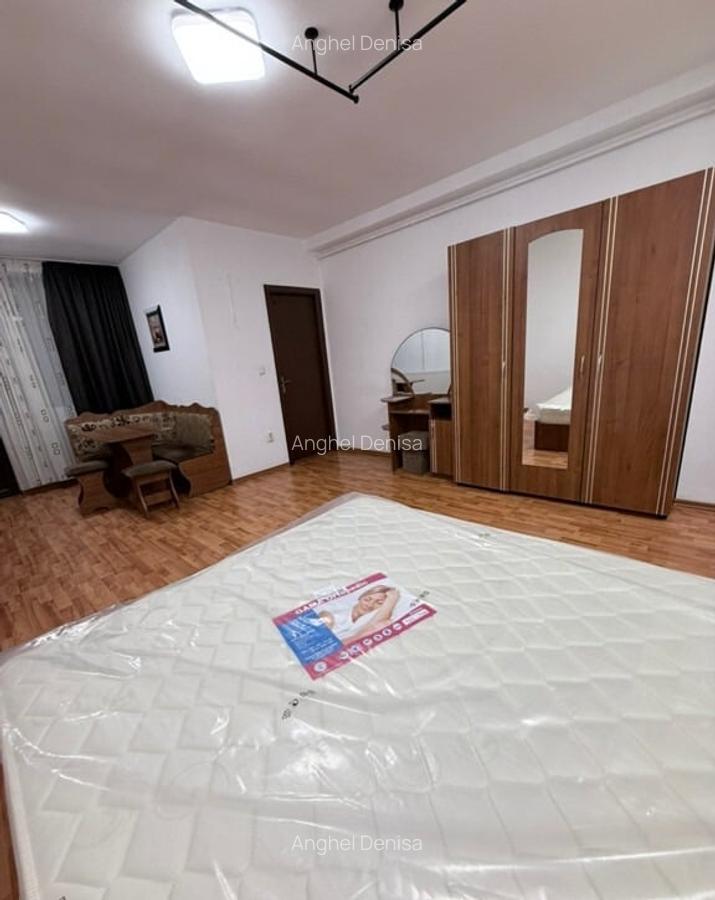 Inchiriere Garsoniera Cu Centrala Proprie Piata Sudului - 4