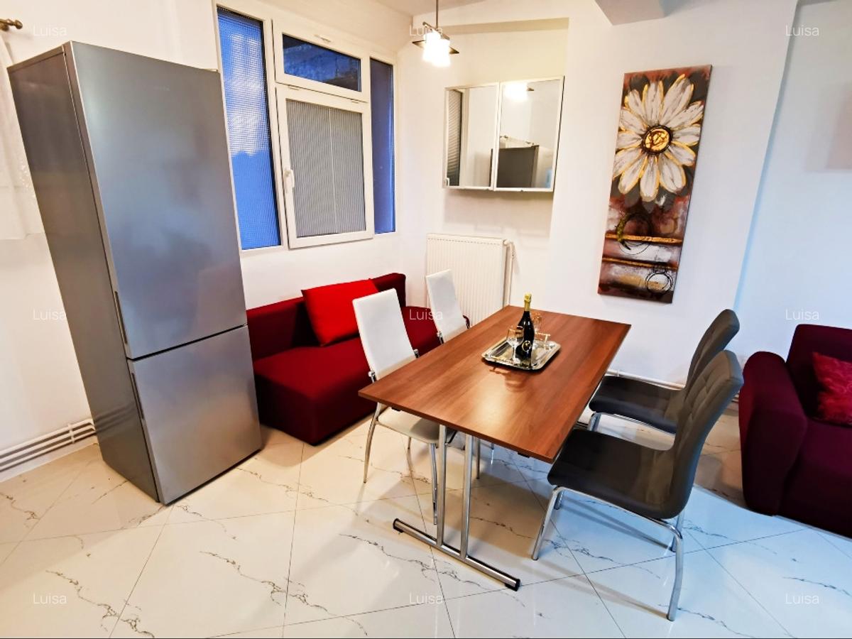 Str. Mihai Eminescu - Cal. Dorobantilor - ASE - Particular - 3 camere - Etaj 1 - 8