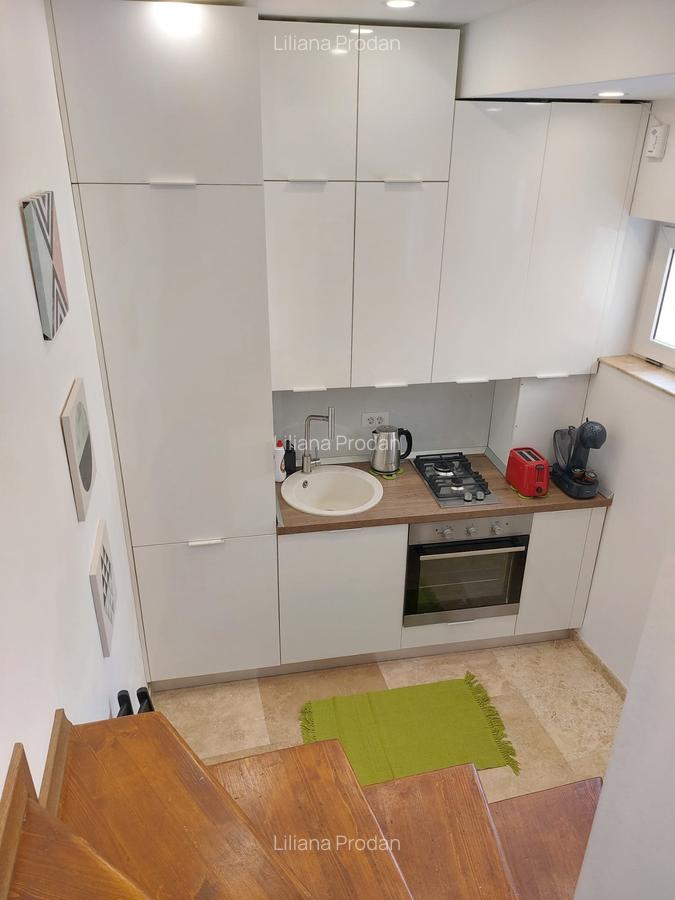 Apartament cu 2 camere decomandat, mobilat în P-ța Universității - 8