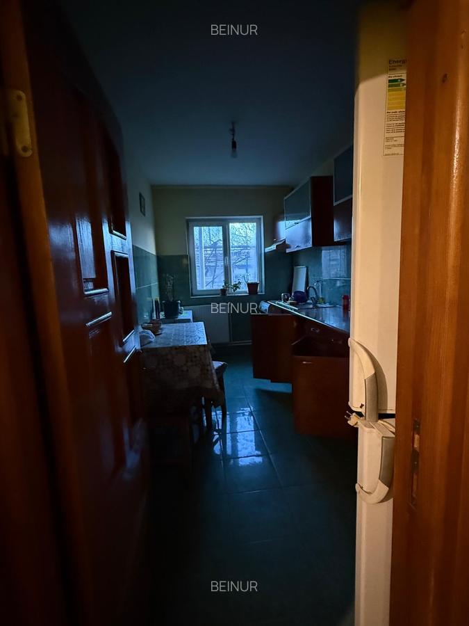 Casă cu 7 camere în Central - 3