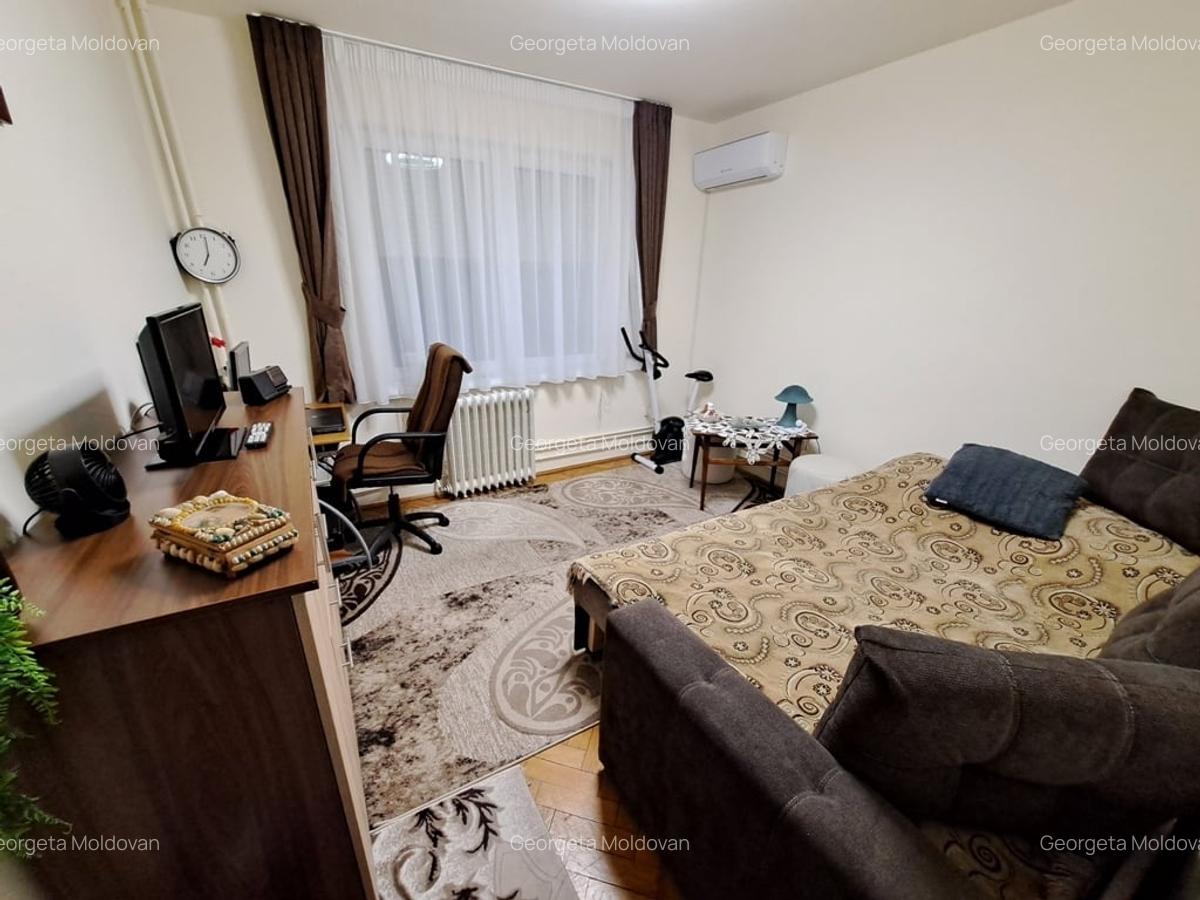 Vand sau schimb apartament 2 camere ,Tg. Mures, Unirii - 3