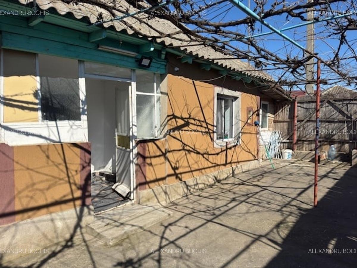 Casă cu 4 camere în Palazu Mare - 18