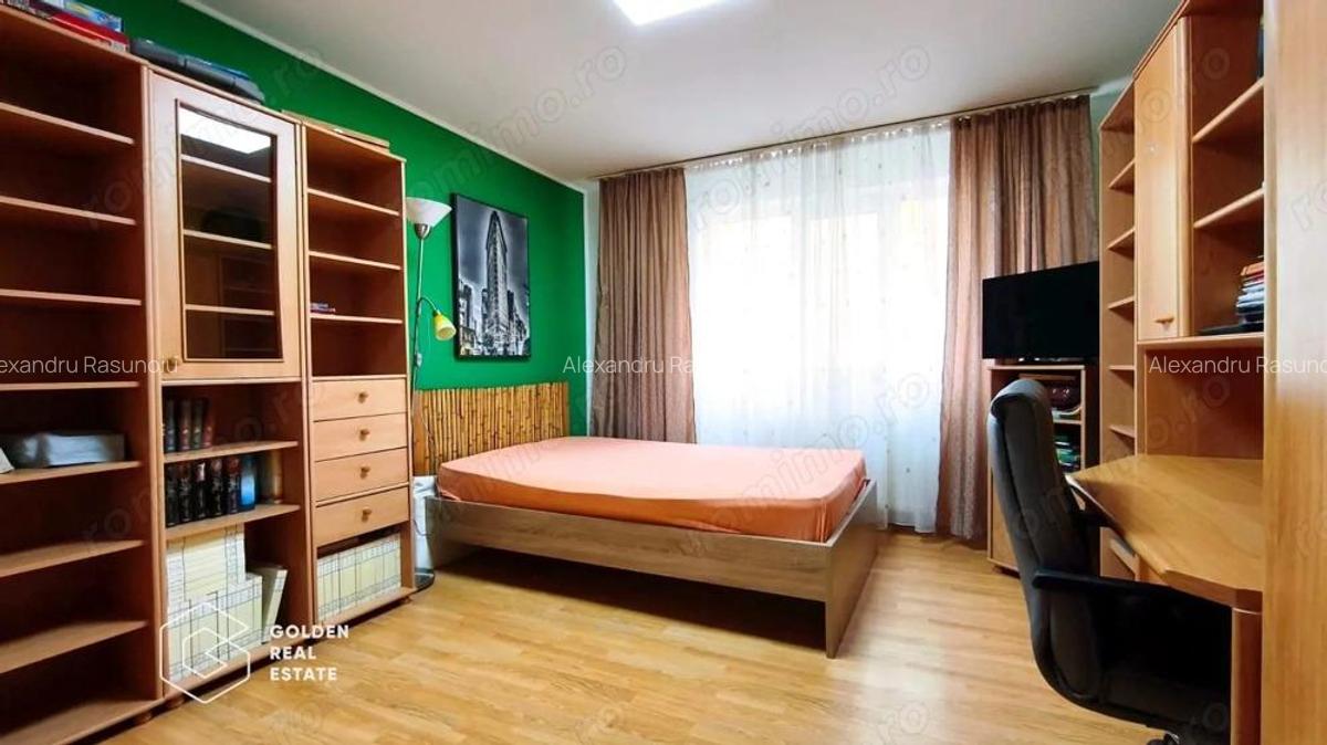 Apartament la etajul 1, super spatios, 2 balcoane, zona Uta - 4