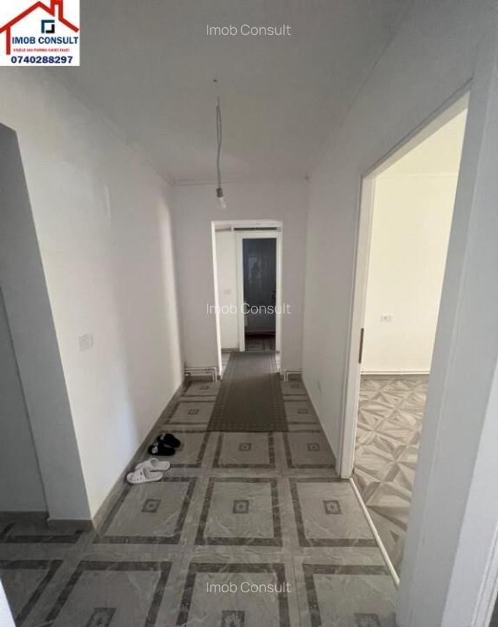 Totul NOU , 3 camere decomandate ,PARTER cod CE 1021 - 7