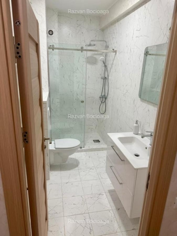 Statiunea Mamaia Central-apartament 4 camere deosebit - 13