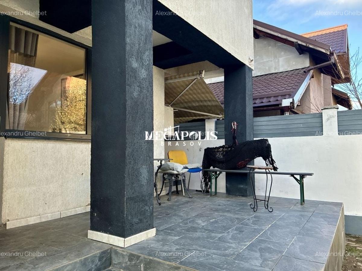 Casă / Ghimbav / 4 camere / Curte privată / Terasă - 10