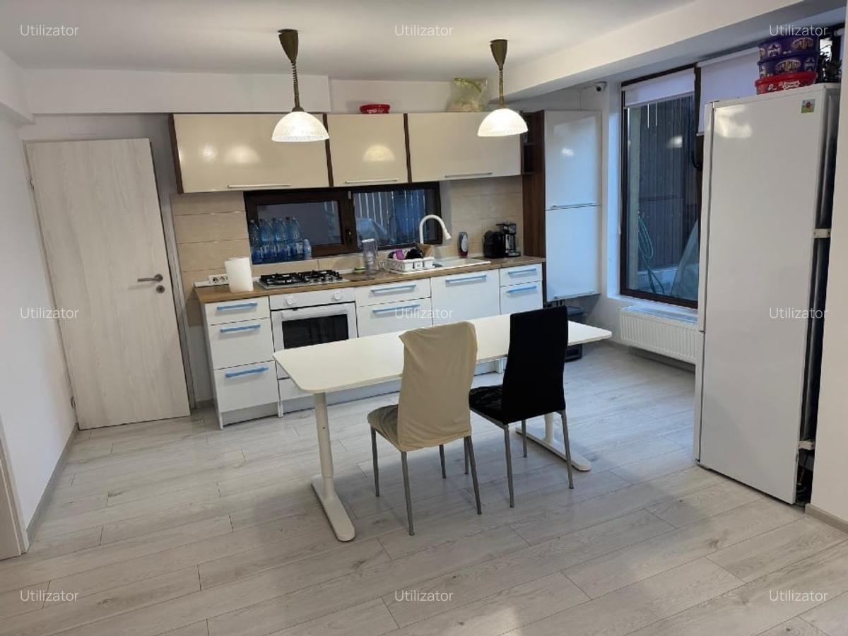 Propietar închiriez apartament 3 camere - 12