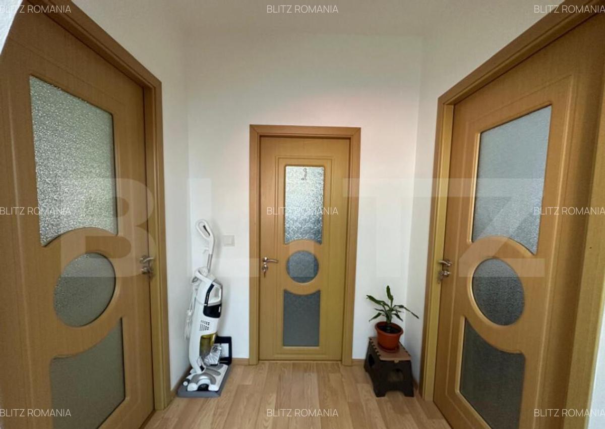 Casa individuala de vanzare, 4 camere, P+1 - 11