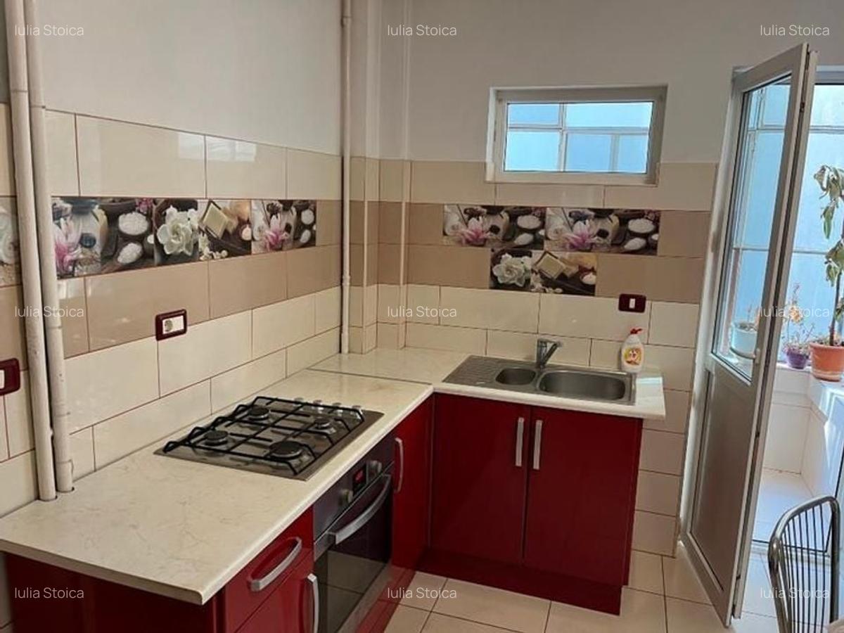 De vanzare Apartament 4 camere Universitate - Rosetti sector 2 - 10