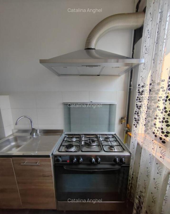 Apartament 3 camere, etajul 3/9, zona Nord- Spitalul Judetea - 5