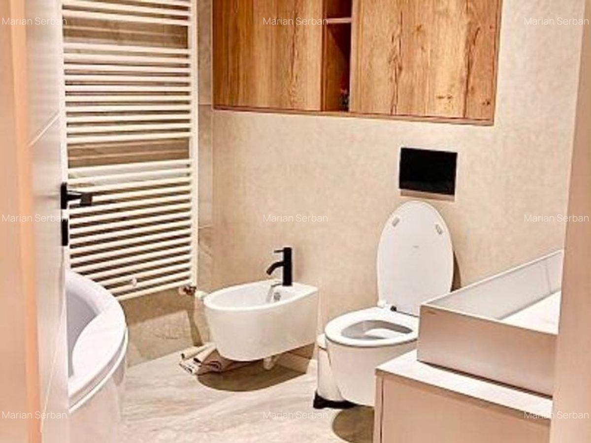 Vila 7 camere in complex residential Pipera - 11