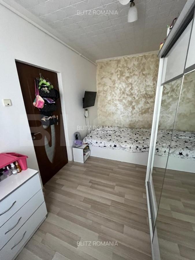 Apartament cu 2 camere, mobilat, etaj 4, zona Liceu Blaga - 12