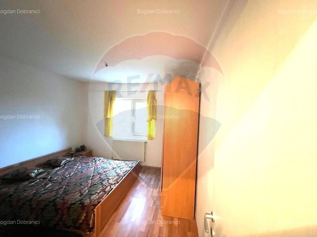 Apartament cu 3 camere decomandate de vanzare in zona Republicii - 3