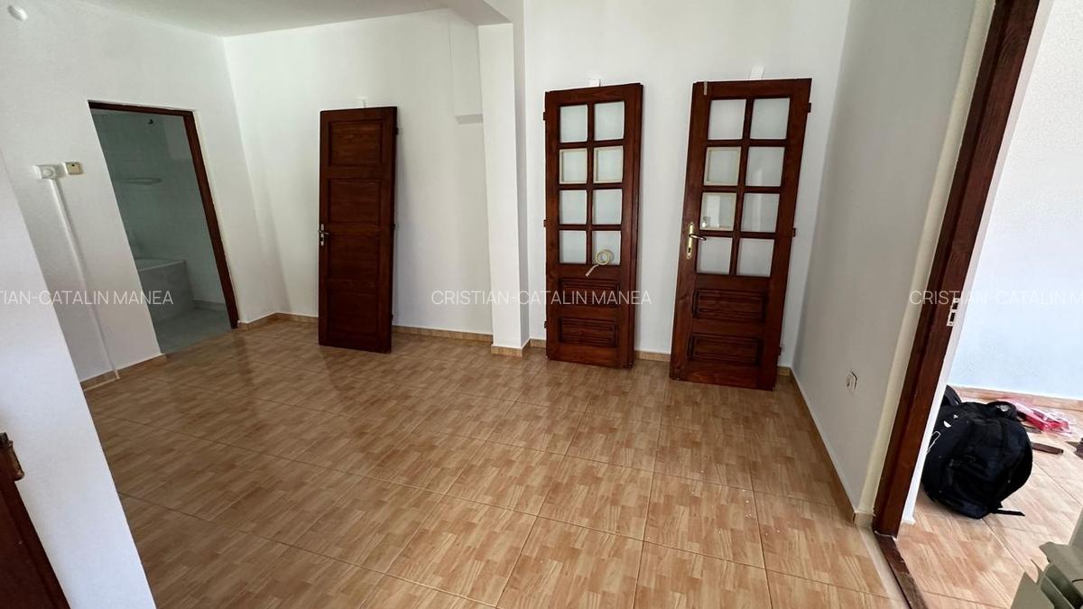 Casă de închiriat în zona Faleza Nord - 5