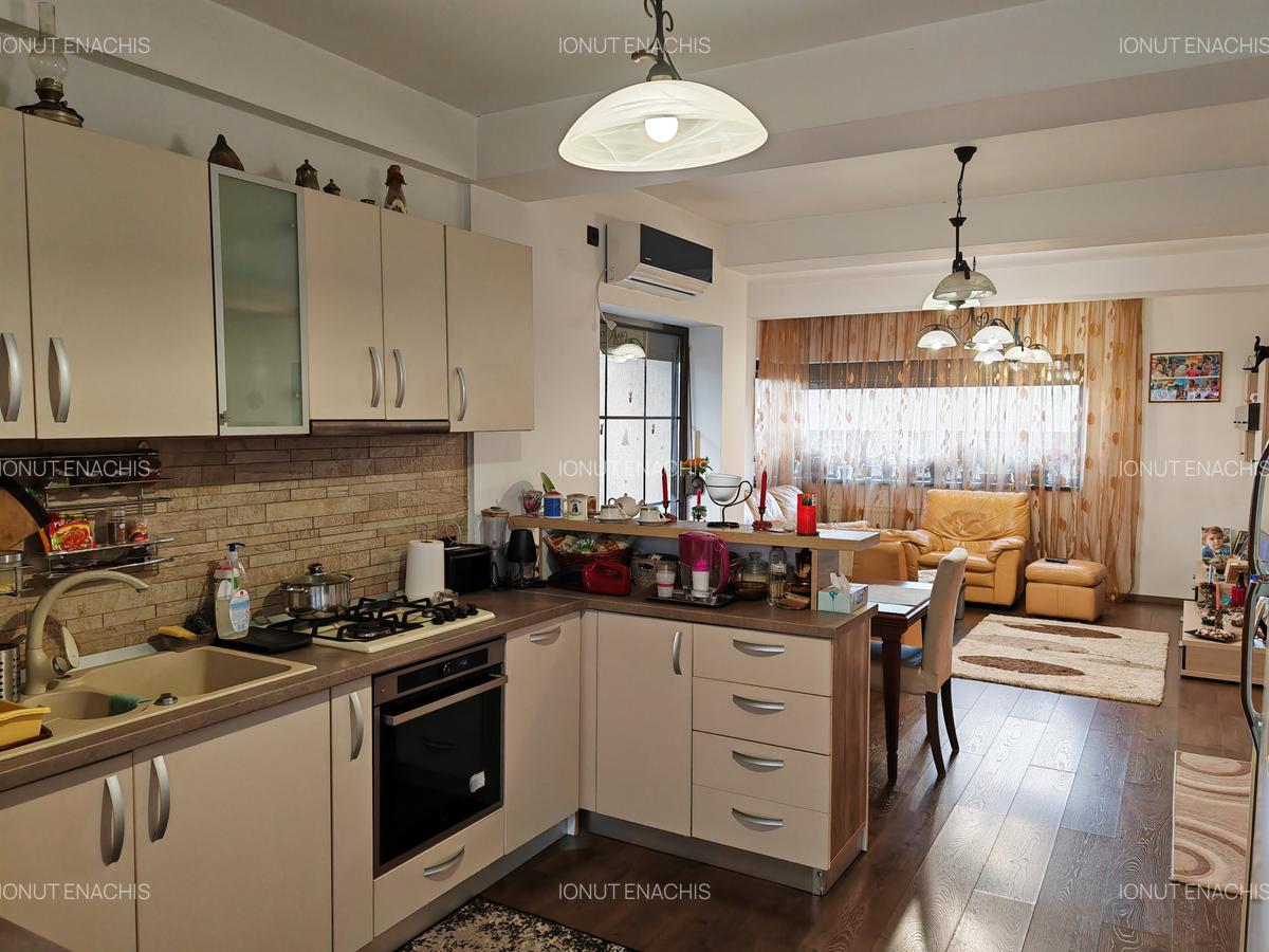 VANZARE CASA VILA TIP DUPLEX - 26
