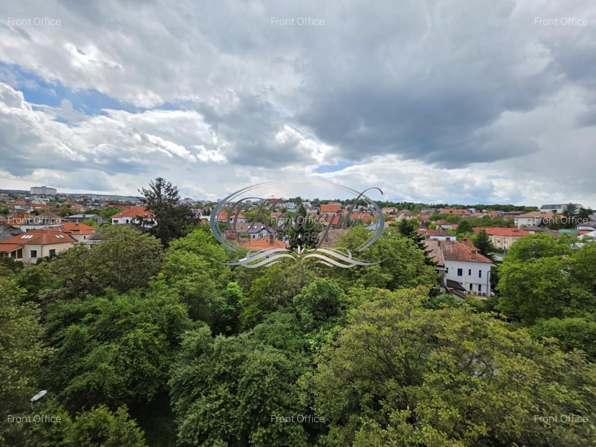 Apartament cu 3 camere decomandat, mobilat în Andrei Mureșanu - 1