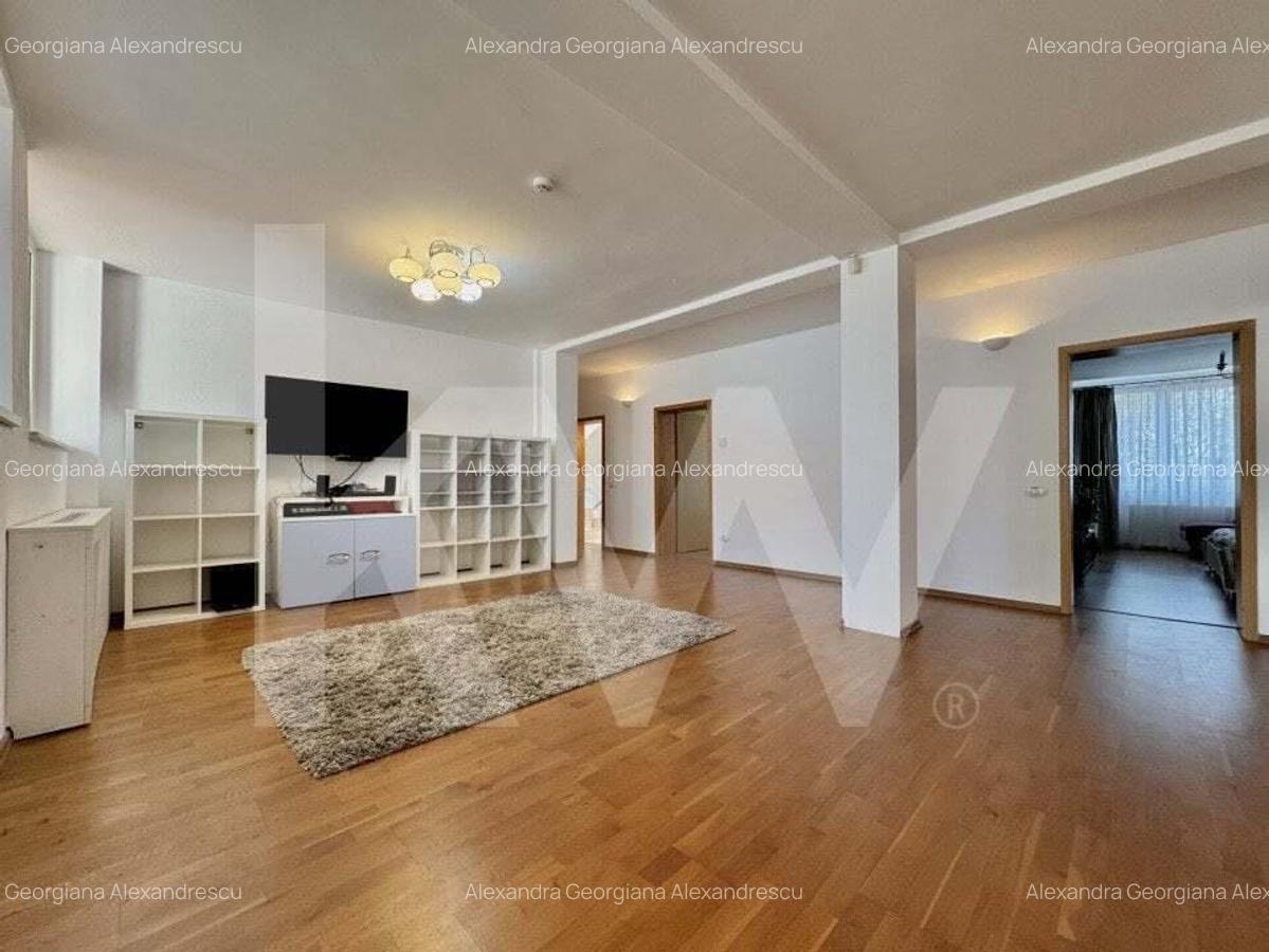 Vila superba in Parcul Sub Arini Ideala pentru Reziden?a sau Business - 13