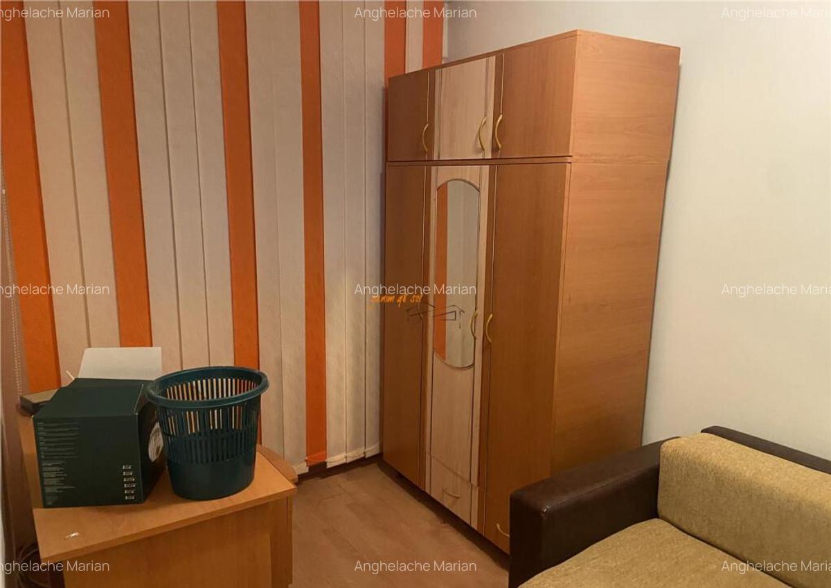 Apartament 3 camere , zona cartier Sud , et 2/4, decomandat, - 8