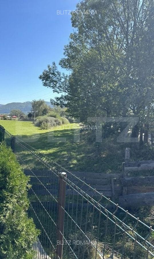 Teren de vanzare in Bucsoaia, oras Frasin - 3225 mp - 1