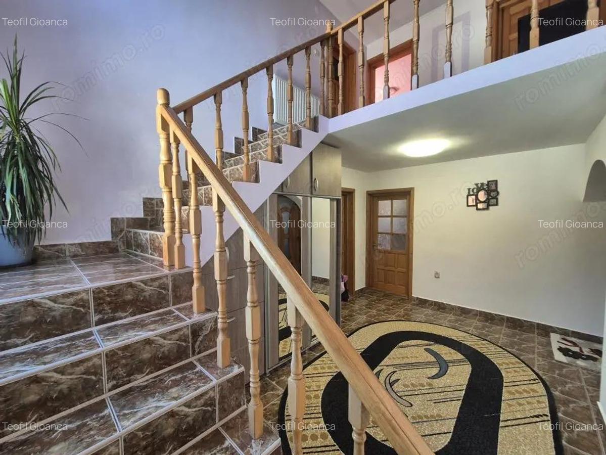 Vanzare casa P+1 cu teren de 769 mp ?i facilita?i complete, str. ?i?e?ti - 6 Vanzare casa P+1 cu teren de 769 mp ?i facilita?i complete, str. ?i?e?ti - 6