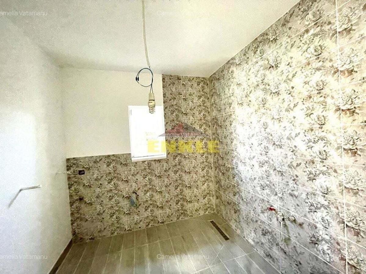 De vanzare casa+anexa, zona Savenilor - 2