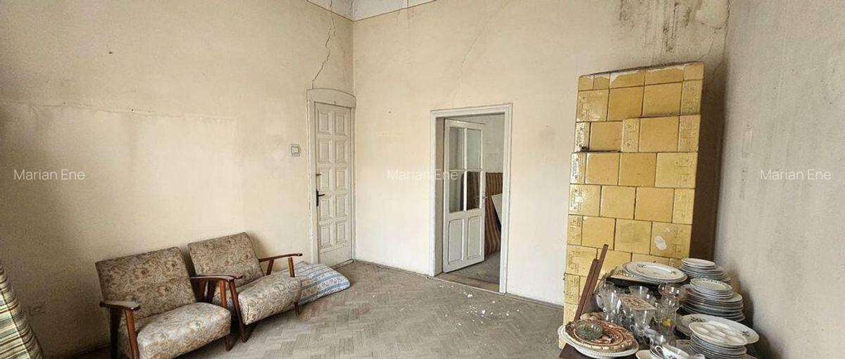 Casa de vanzare Zona Centru, Strada Garii 85.000 - 6