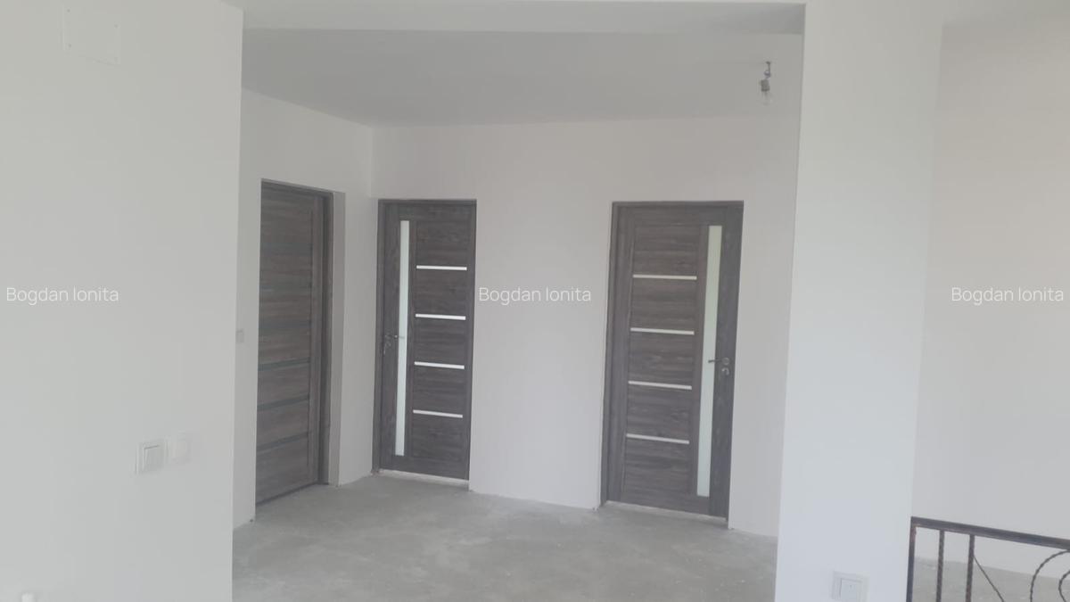 Palatul din Dobreni-5 Camere-La Bulevard-Teren 800mp-Apa Curenta-Comuna Dobreni - 6