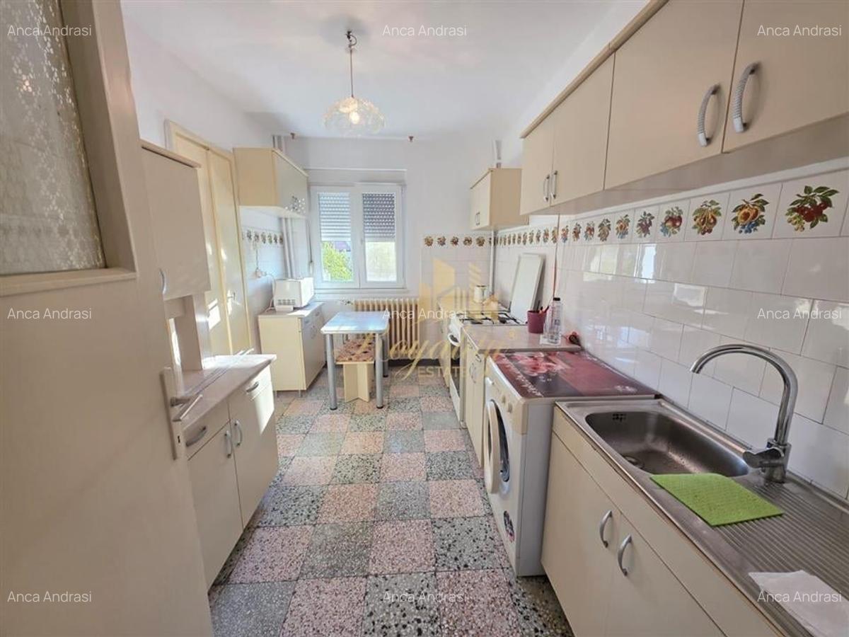 Apartament 3 camere, ETAJ 2, clima, bloc izolat- Zona Complexului Studentesc - 1