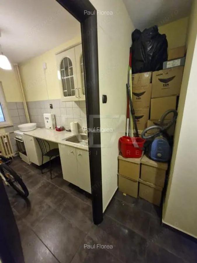 Garsoniera la 9 minute de sta?iile de metrou Dristor 1 ?i 2 - 4