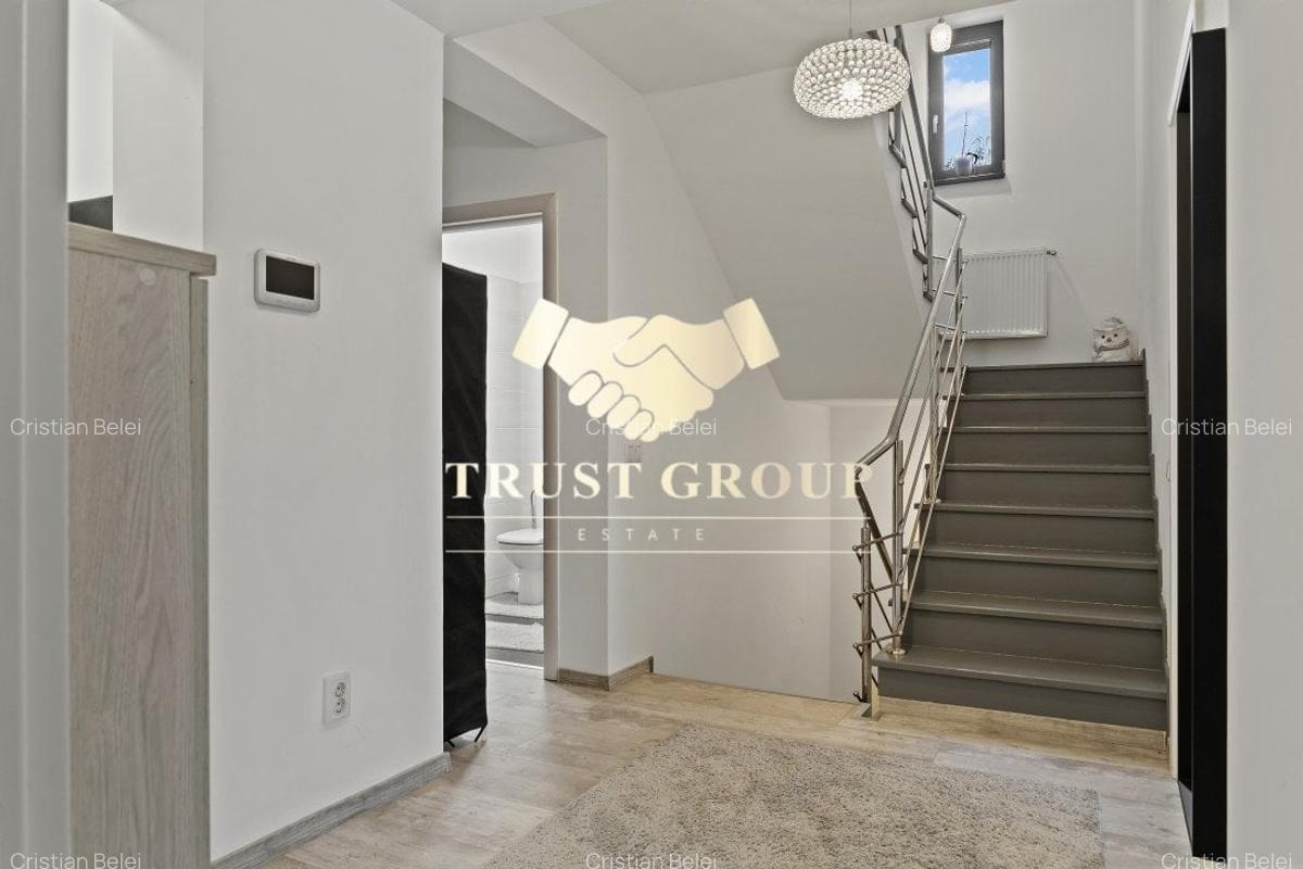 -Casa\Vila 9 Camere -  Teren de 700 mp - Ideala pentru Familii sau Businessuri - 18