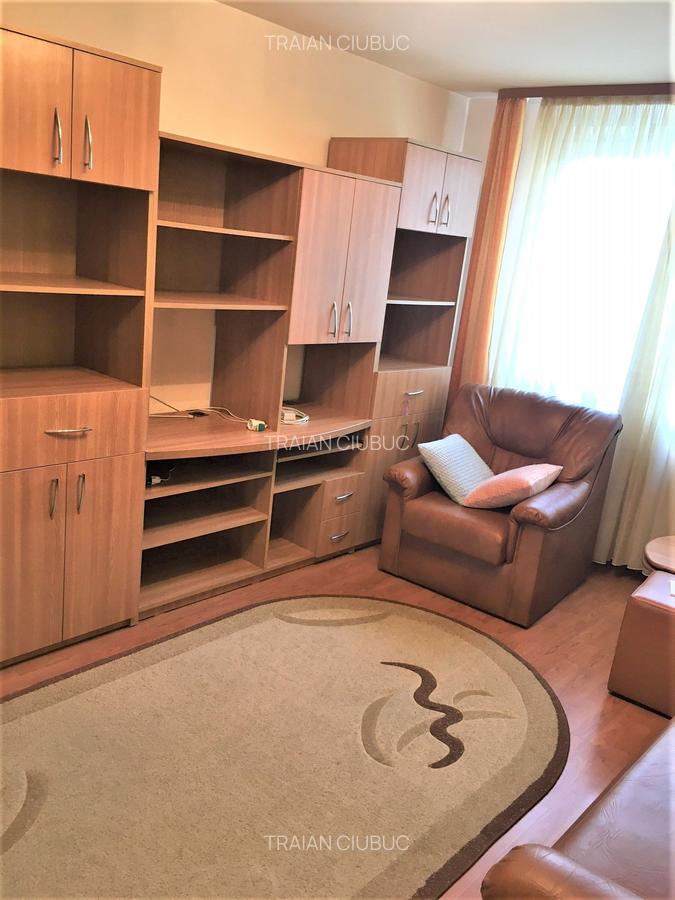 Vanzare Apartament 3 Camere Titan 1 Decembrie - 2
