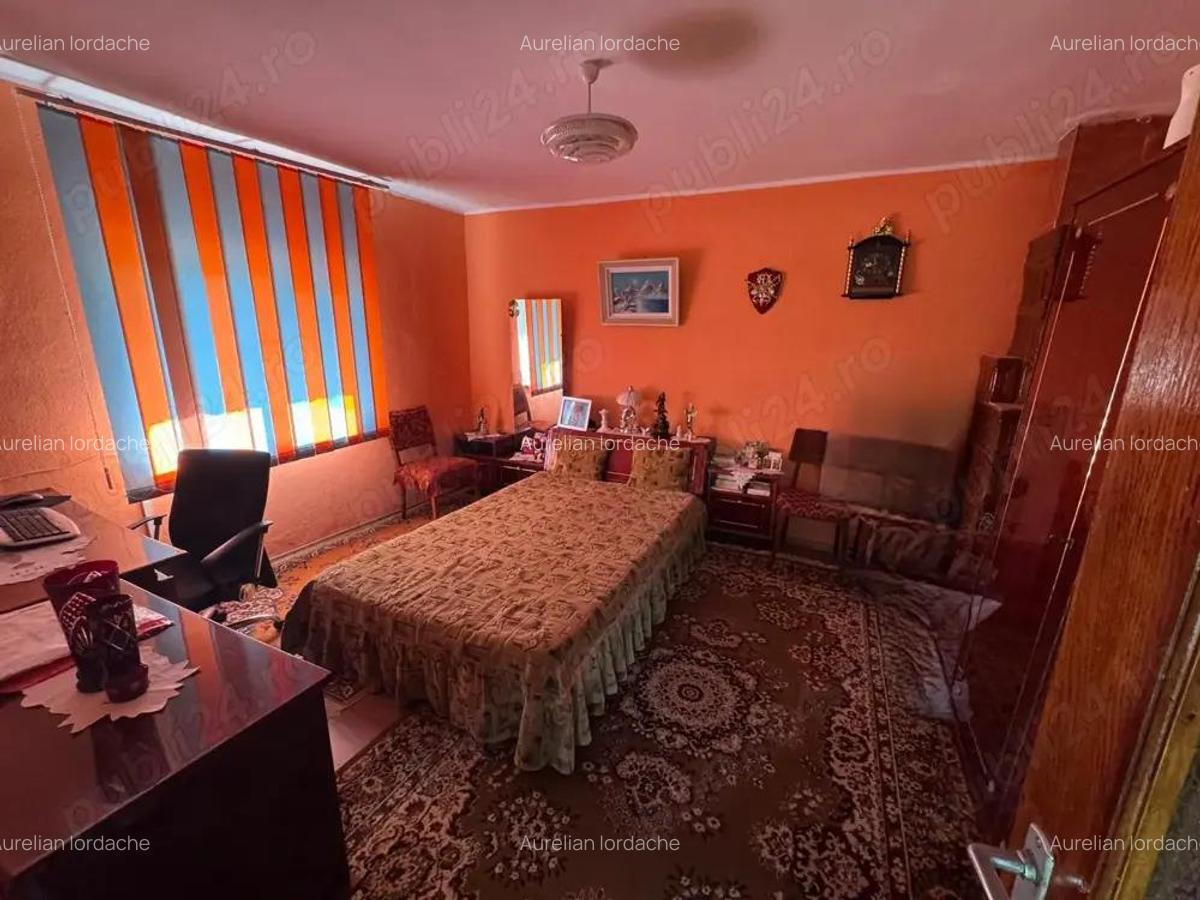 85.000 Euro- casa +magazin+garaj in com Smardan, sat Cismele, - 9