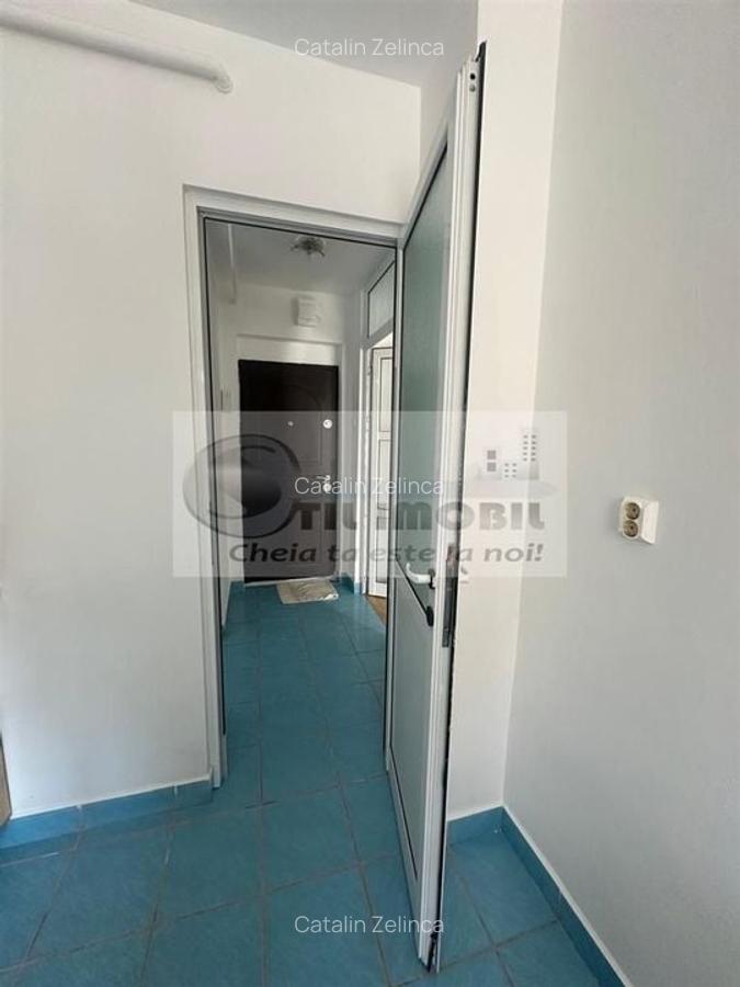 APARTAMENT 1 CAMERA DECOMANDAT PACURARI  IN SPATE LA PETROM 300 EURO - 5