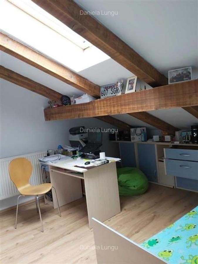 Casă cu 3 camere în Sânpetru - 5