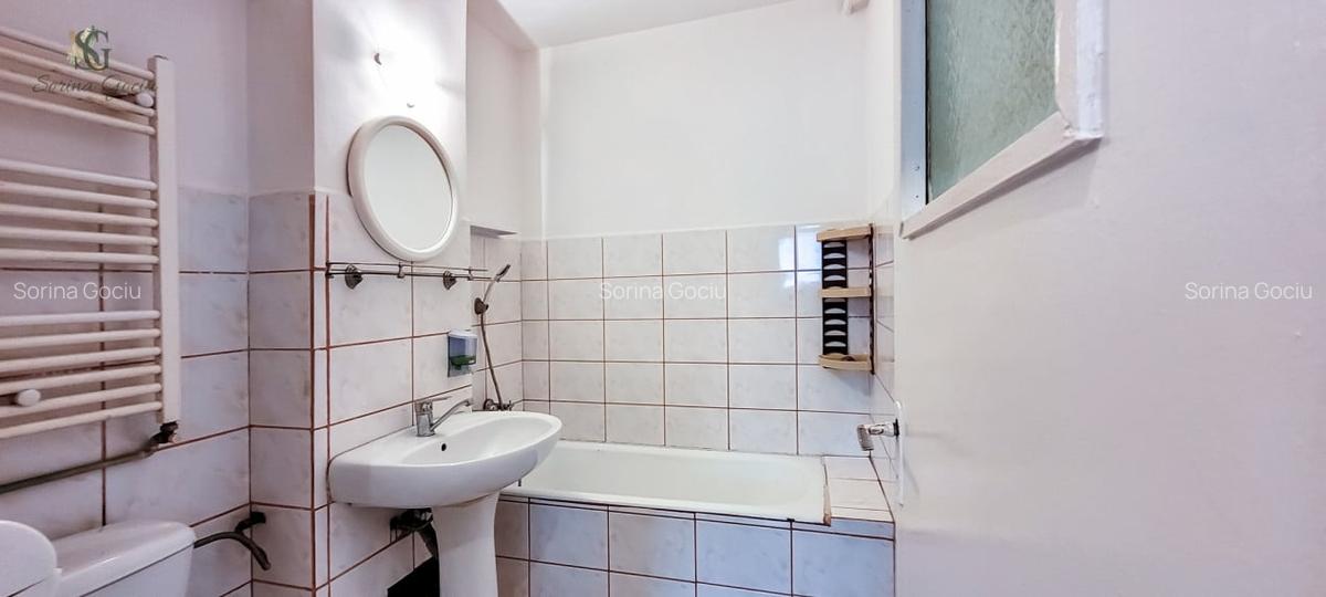 Garsoniera mobilata si utilata situata pe Str Molnar Janos - 9