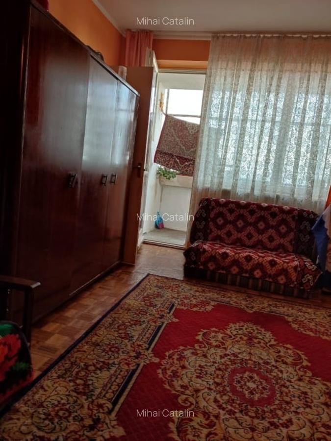 Garsonieră semidecomandată în Gării - 2