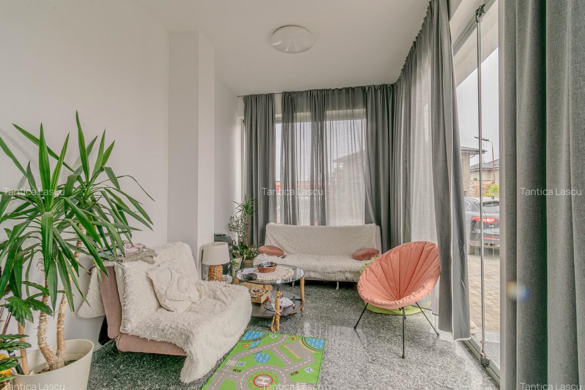 Locuinta construită pentru a fi locuită, nu doar admirată, complet mobilata - 39