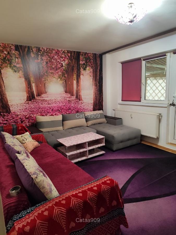 Proprietar vând apartament decomandat 3 camere - 1