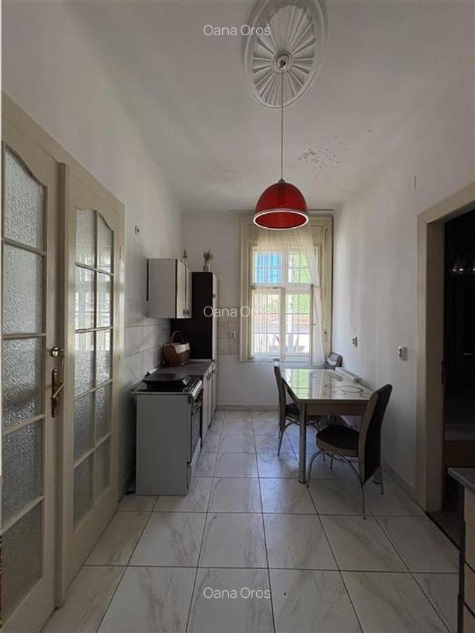 Apartament cu 4 camere semidecomandat în Ultracentral - 4