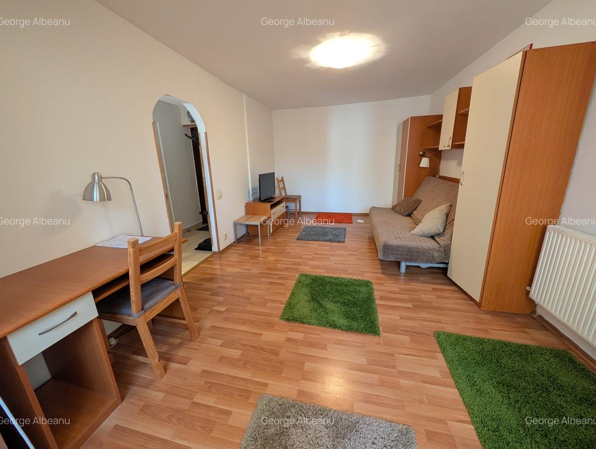 Dorobanti /Perla (Metrou Ștefan cel Mare) .Garsoniera - 1