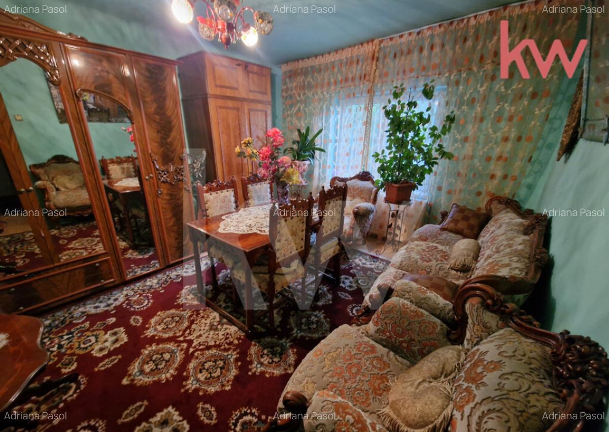De vanzare casa pe teren de 1.390 m2 Craiova, Str. Bu - 4