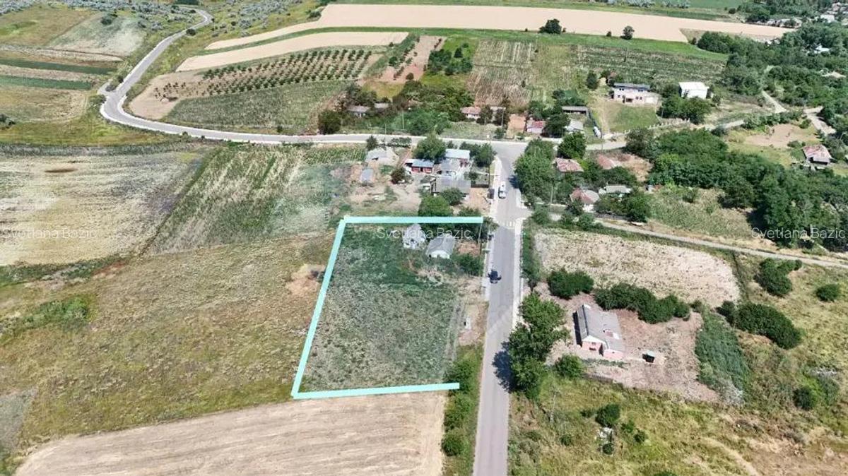 Casa batraneasca cu teren intravilan in apropiere de de Boto?ani - 7