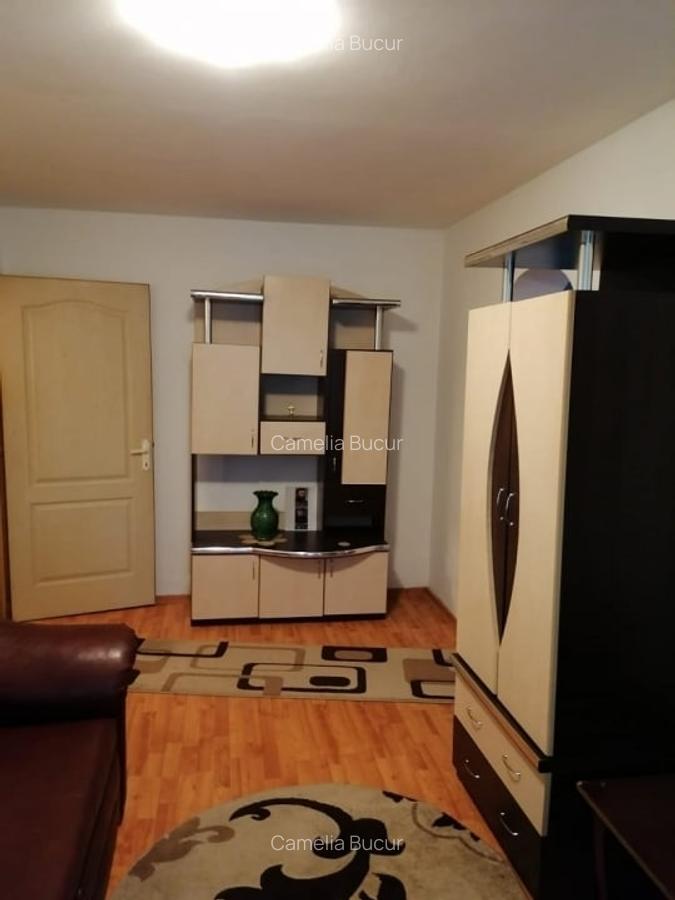 Apartament cu 2 camere - zona Podu Ros - Rond - 7 Apartament cu 2 camere - zona Podu Ros - Rond - 7