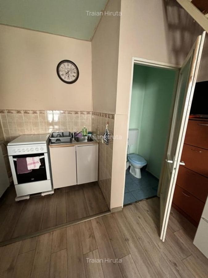 ULTRACENTRAL! Casa cu 3 camere de vanzare,100MP - 13