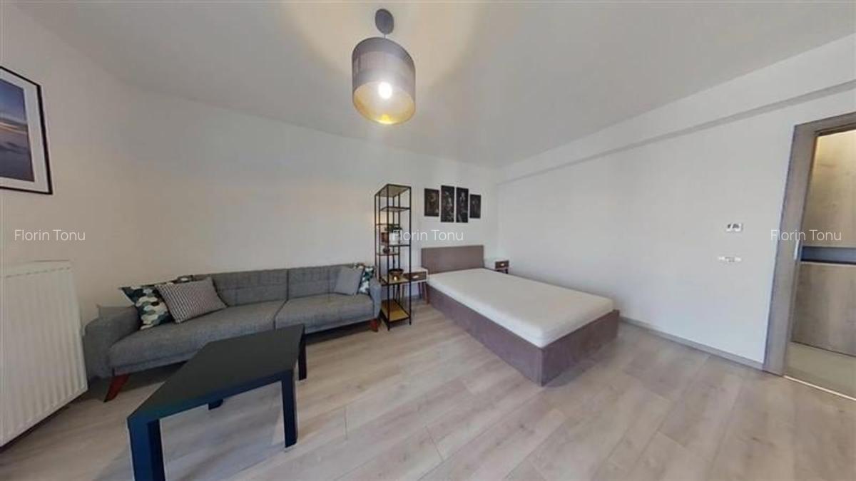 Tur Virtual! Garsoniera, decomandata, Platinum Residence, Tractorul, Brasov - 1